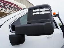 2024 GMC Sierra 3500HD 4WD Crew Cab | FLAT DECK | LOW KMS!! - Photo 13