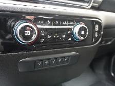 2024 GMC Sierra 3500HD 4WD Crew Cab | FLAT DECK | LOW KMS!! - Photo 20