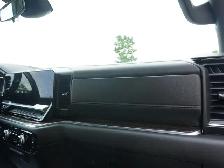 2024 GMC Sierra 3500HD 4WD Crew Cab | FLAT DECK | LOW KMS!! - Photo 31