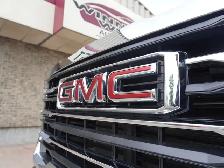 2024 GMC Sierra 3500HD 4WD Crew Cab | FLAT DECK | LOW KMS!! - Photo 45