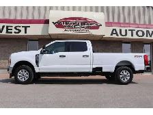 2024 Ford F-350 FX4 PREMIUM 7.3L V8 4X4, LOADED, HD GVW & 8FT BO - Photo 2