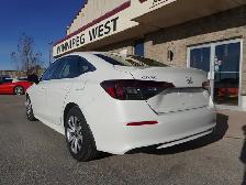 2025 Honda Civic Sedan LX CVT WITH ONLY 8,000 KMS - NEAR NEW! - Photo 9