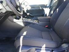 2025 Honda Civic Sedan LX CVT WITH ONLY 8,000 KMS - NEAR NEW! - Photo 16