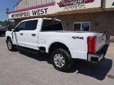 2023 Ford F-250 XLT 4WD Crew Cab 6.75' Box | GODZILLA ENGINE - Photo 13
