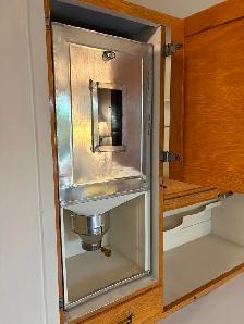 Hoosier Cabinet - Photo 5