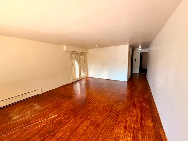 Spacious 2F Unit in a Quiet 3-Storey Building!!
