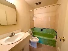 Spacious 2F Unit in a Quiet 3-Storey Building!! - Photo 6
