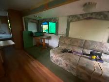 1998 Terry Travel Trailer – 32 ft – Slide-Out - Photo 5