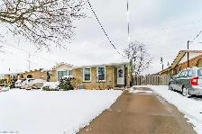 236 St Augustine Dr, St. Catharines - 3 Bedroom Main Unit - Photo 2