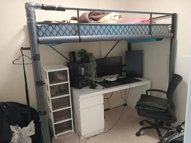 Bunk Bed