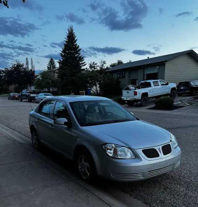 LOW KMS! Pontiac G5