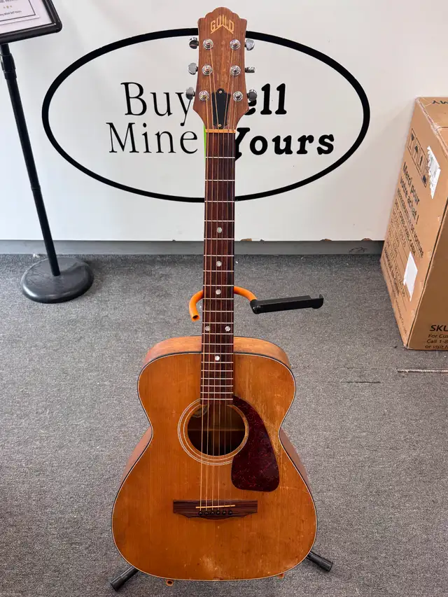 Guild A25-NT HR Acoustic Guitar (90s)