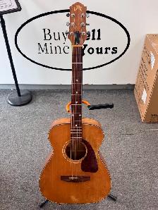 Guild A25-NT HR Acoustic Guitar (90s)