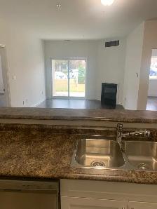 For Rent: Condo in LaSalle. 2 Bed, 2 Bath. - Photo 3