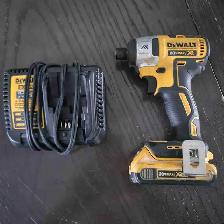 dewalt 20v impact with 1 battery and charger