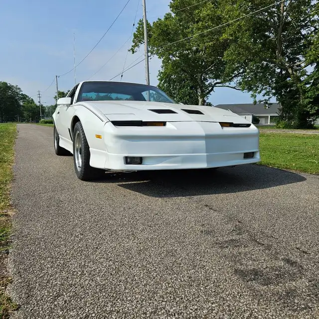 1986 pontiac Firebird Trans Am 305 RUST FREE