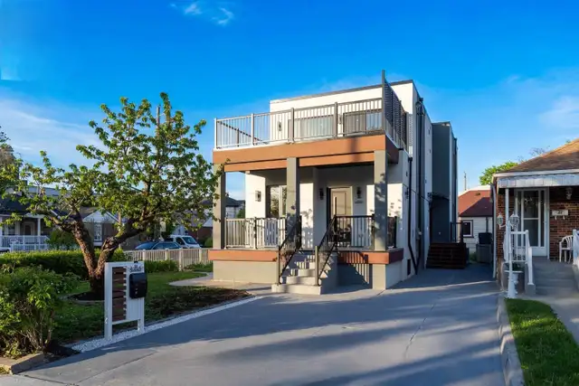 1  and 2 bedroom units in a multiplex house for rent