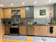 ONE PRIVATE ROOM - Female household - Photo 8