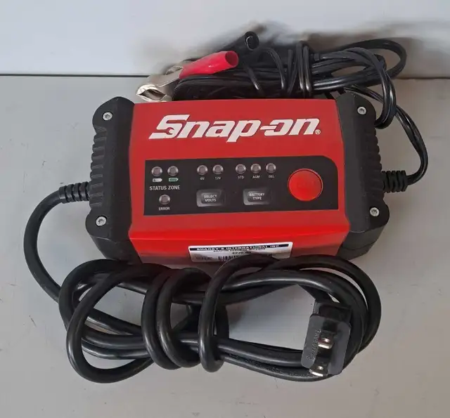 Snap On EEBM500 With Leads Battery Charger (31195429)