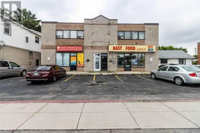 28 Parkdale Avenue North, Hamilton, Ontario