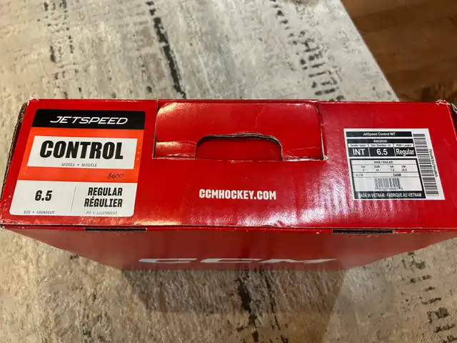 CCM Jetspeed Control Skates - Size 6.6 - Reg Fit