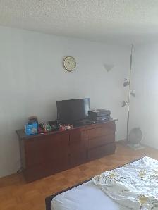 meubles usagés a vendre (cause vente de condo) - Photo 2