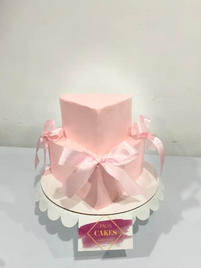 Heart Vintage cake, 2 tiers cake custom birthday cake