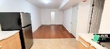 Renovated Bright 1 Bedroom Suite | Private Entrance | Vaughan - Photo 2
