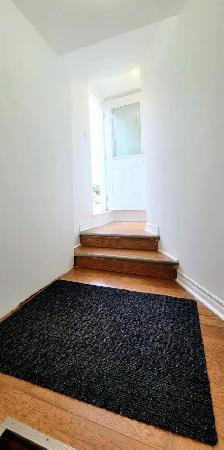 Renovated Bright 1 Bedroom Suite | Private Entrance | Vaughan - Photo 7