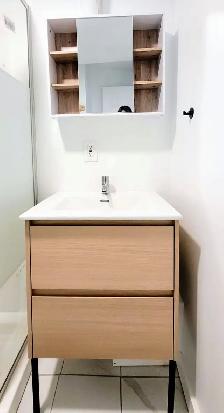 Renovated Bright 1 Bedroom Suite | Private Entrance | Vaughan - Photo 18