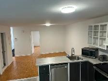 3 Chambres Entièrement Rénové — Calme, Lumineux et Près du Métro - Photo 3