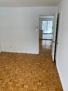3 Chambres Entièrement Rénové — Calme, Lumineux et Près du Métro - Photo 11