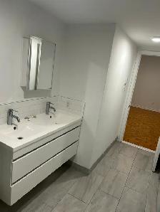 3 Chambres Entièrement Rénové — Calme, Lumineux et Près du Métro - Photo 13