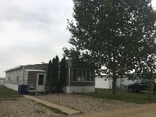 Affordable 4-Bed Family Home with Prairie Views – Caronport, SK - Photo 2