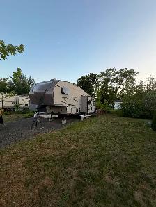 2014 Rockwood Signature 5th Wheel RV - Photo 2