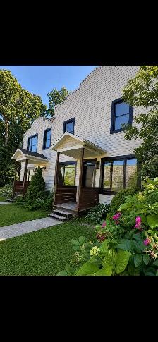 5½ TOUT INCLUS | ENTIÈREMENT MEUBLÉ | STYLE AIRBNB | 2 STATION - Photo 10