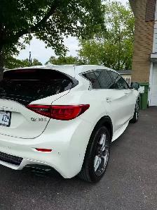2017 Infiniti QX30 for sale - Photo 2
