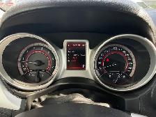 2016 Dodge Journey SXT - ALLOYS! BACK-UP CAM! 7 PASS! DVD! - Photo 8