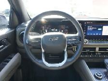 2024 Chevrolet Colorado 4WD ZR2 - Photo 18