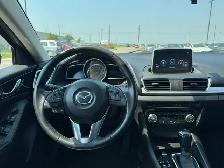 2016 Mazda MAZDA3 GT Hatchback : Low Mileage, Well Serviced - Photo 11