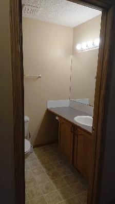 Townhouse for Rent: Comfortable, Convenient, Move-in ready - Photo 19