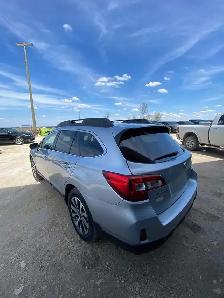 2016 Subaru Outback Limited - Photo 4