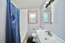 3 BEDROOM/2 BATHROOM BUNGALOW WITH A FULL BASEMENT AND GARAGE - Photo 6