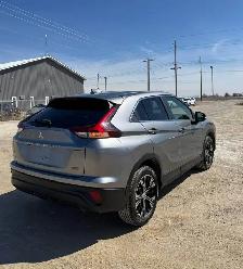 2022 Mitsubishi Eclipse Cross ES - Photo 9