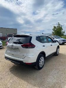 2018 Nissan Rogue S - Photo 8