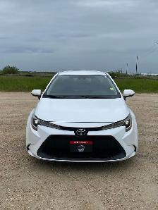 2021 Toyota Corolla LE - Photo 2