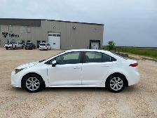 2021 Toyota Corolla LE - Photo 4