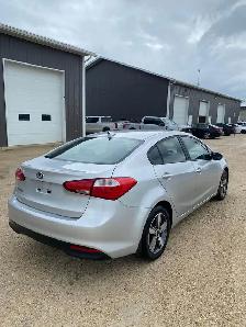 2018 Kia Forte LX - Photo 6