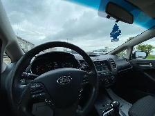 2018 Kia Forte LX - Photo 12