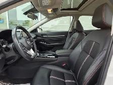 2024 Nissan Altima SR - Photo 12